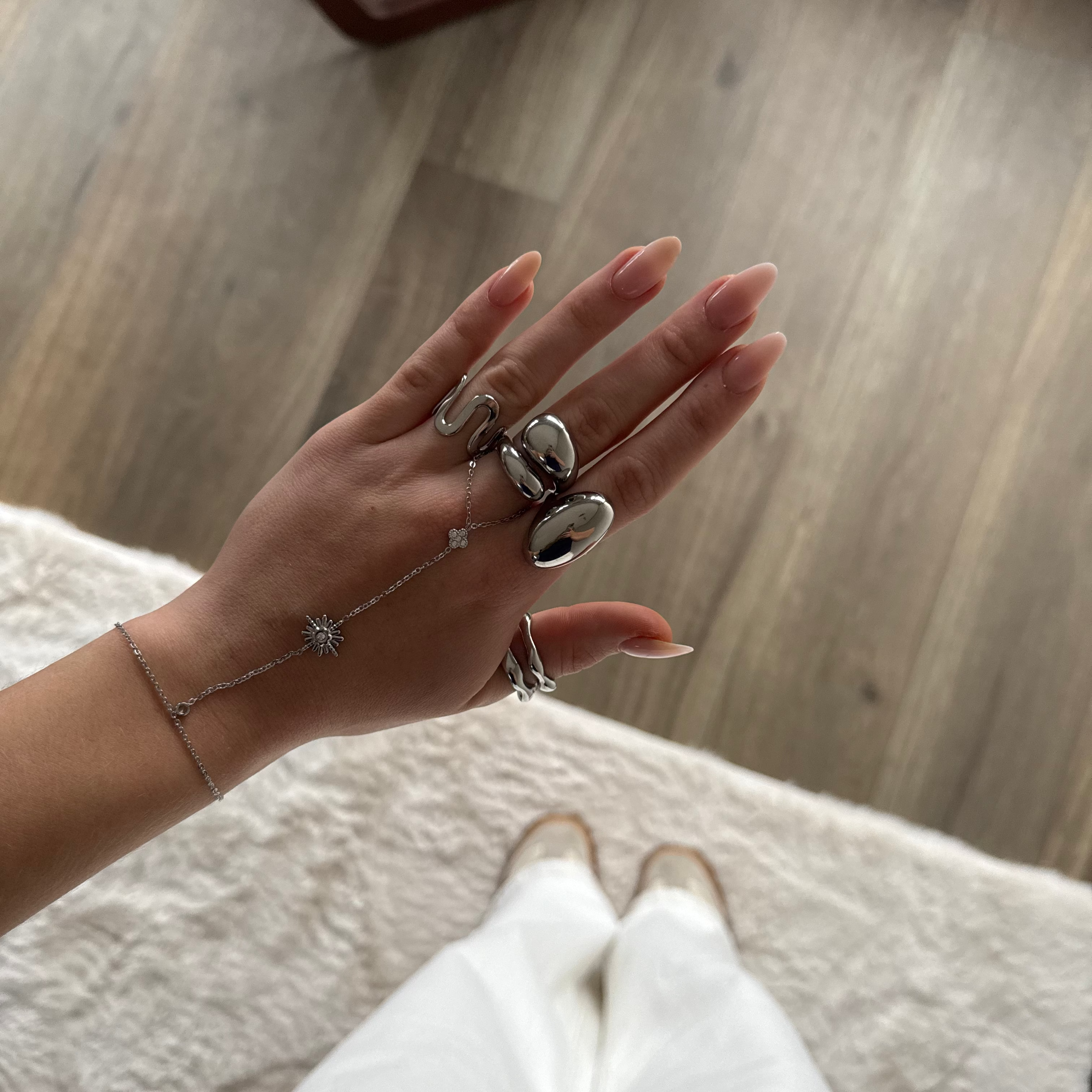Wavy Band Ring