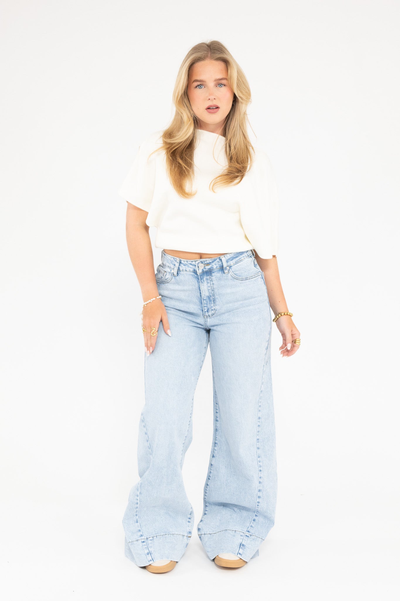 Harper Wide Leg Jeans