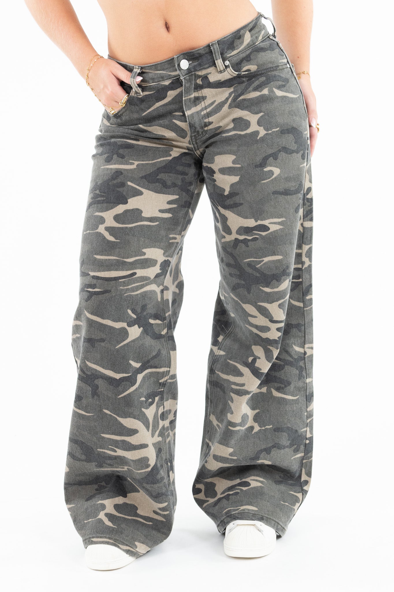 Camo Baggy Fit Jeans