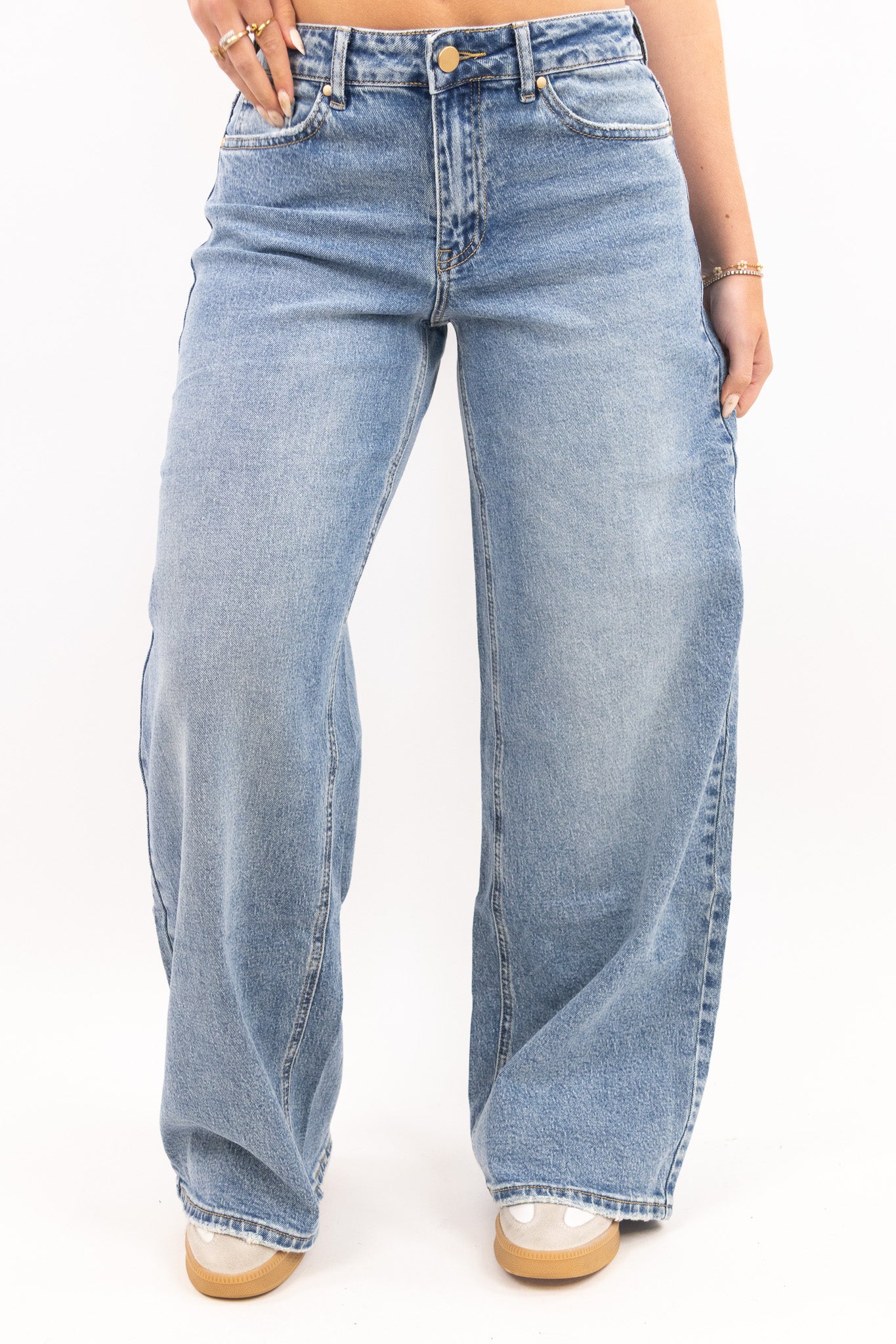 Baggy Fit Wide Leg Jeans