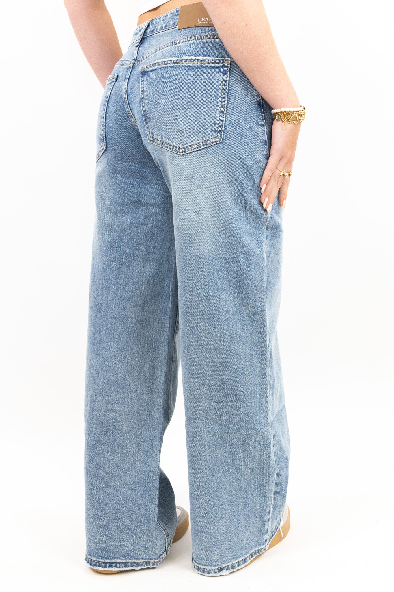 Baggy Fit Wide Leg Jeans