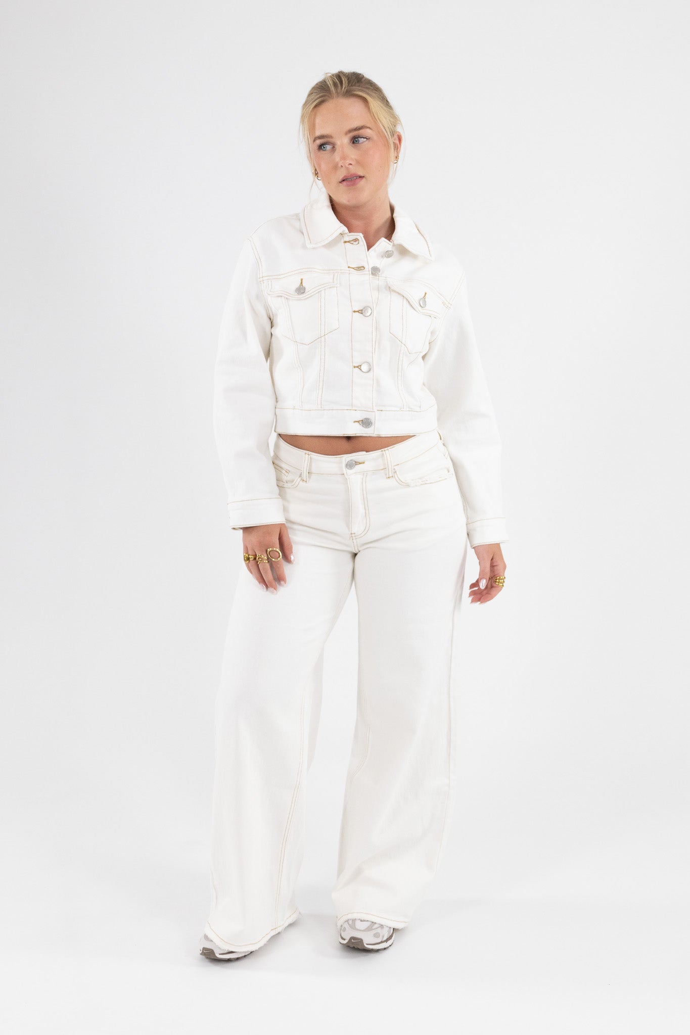 Baggy Fit Wide Leg Jeans