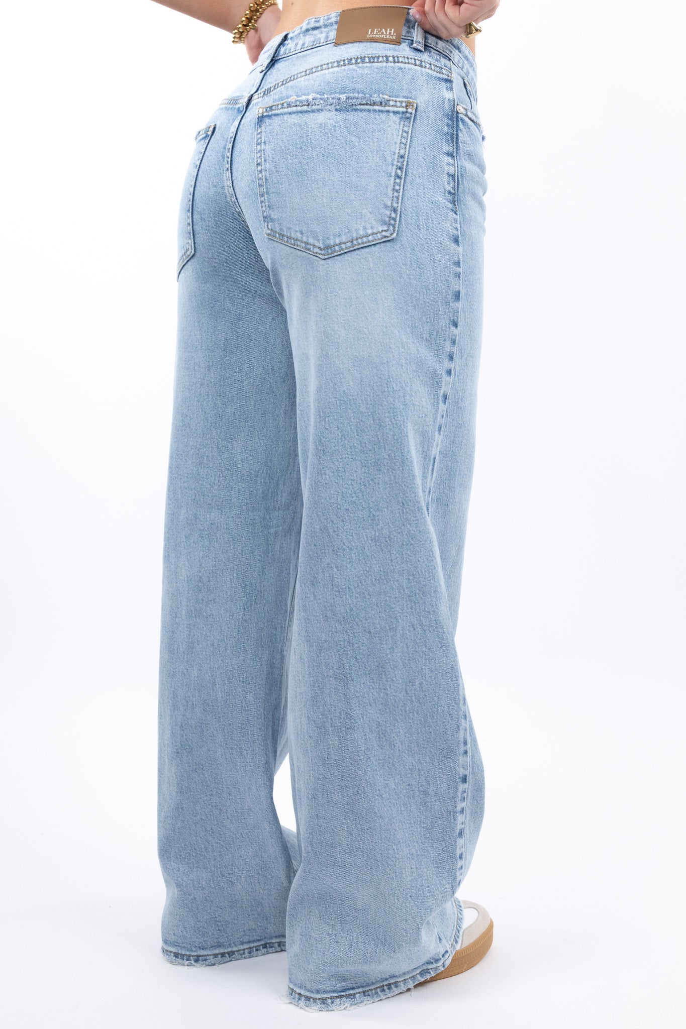 Baggy Fit Wide Leg Jeans