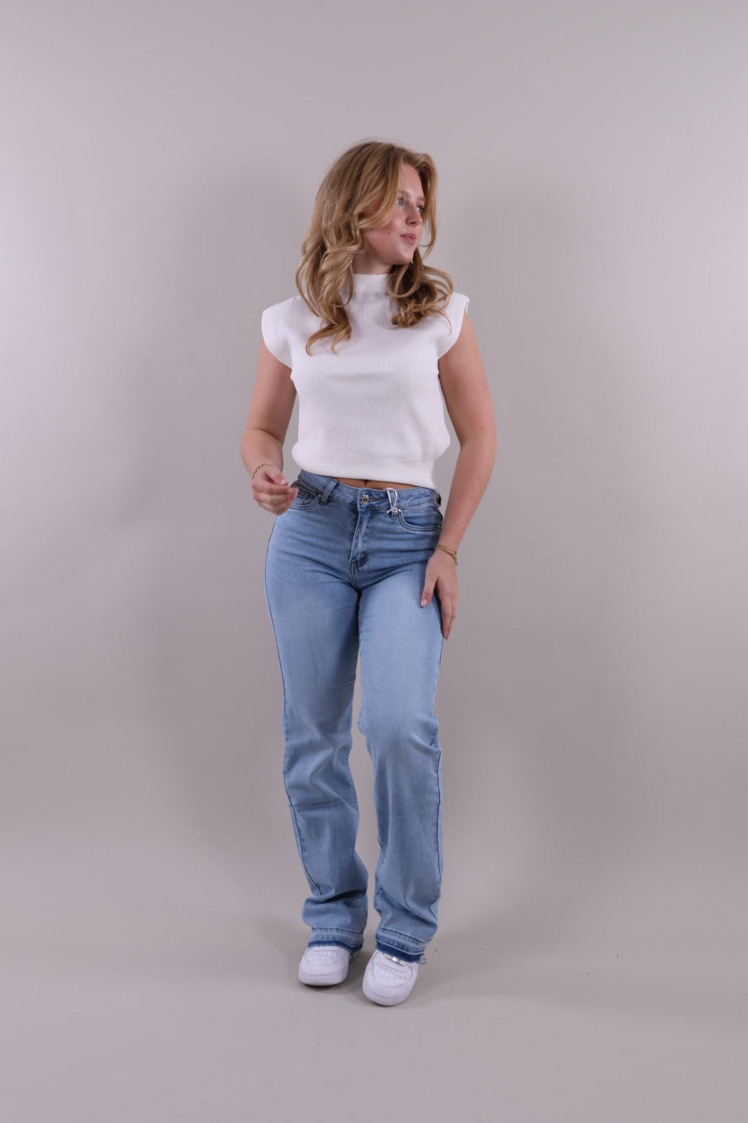 Nova mid waist jeans