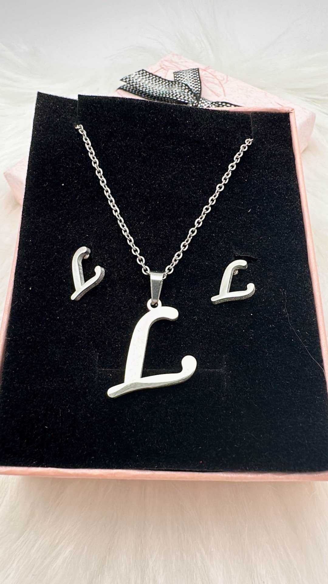 Leah’s letters set