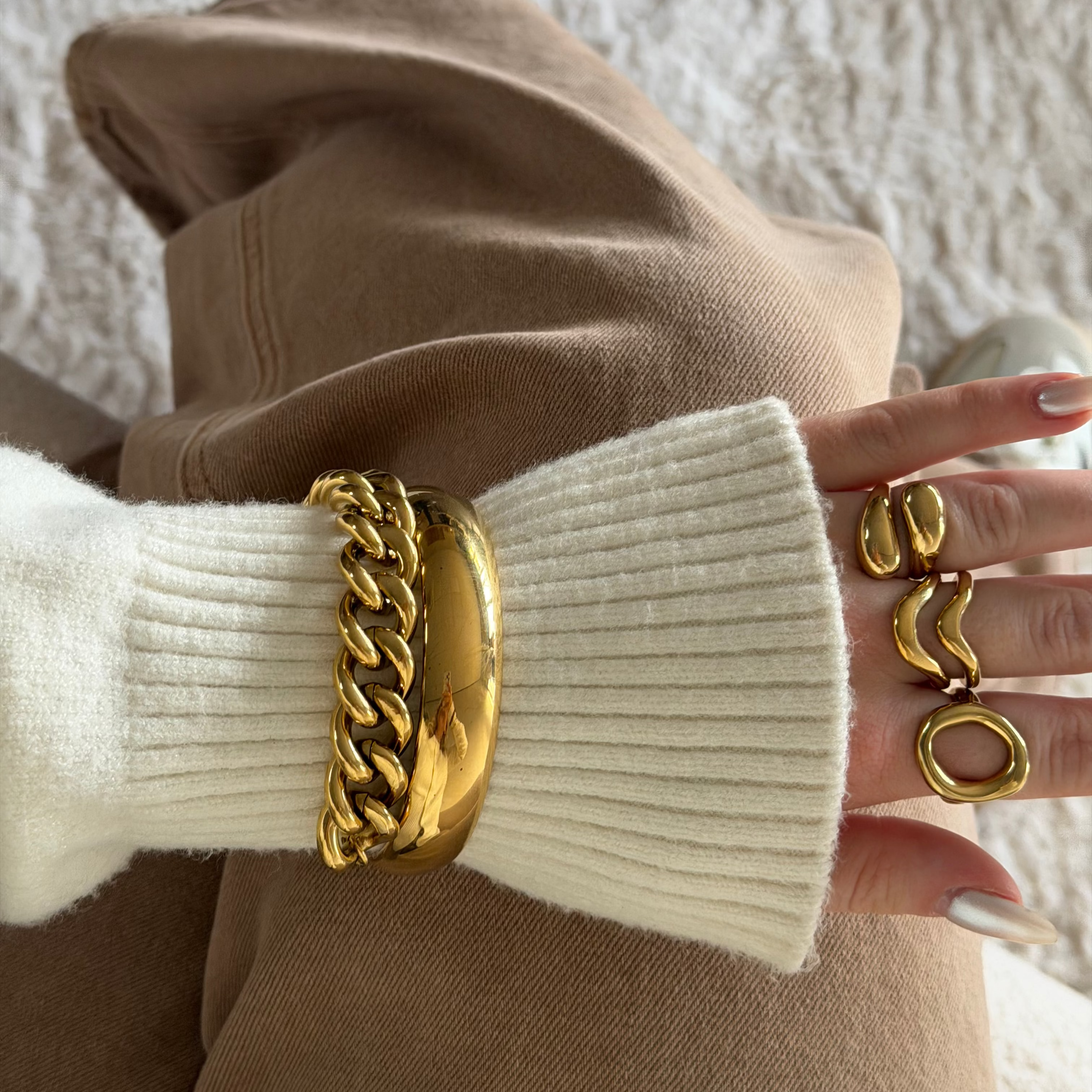 Nola Bold Chain Bracelet