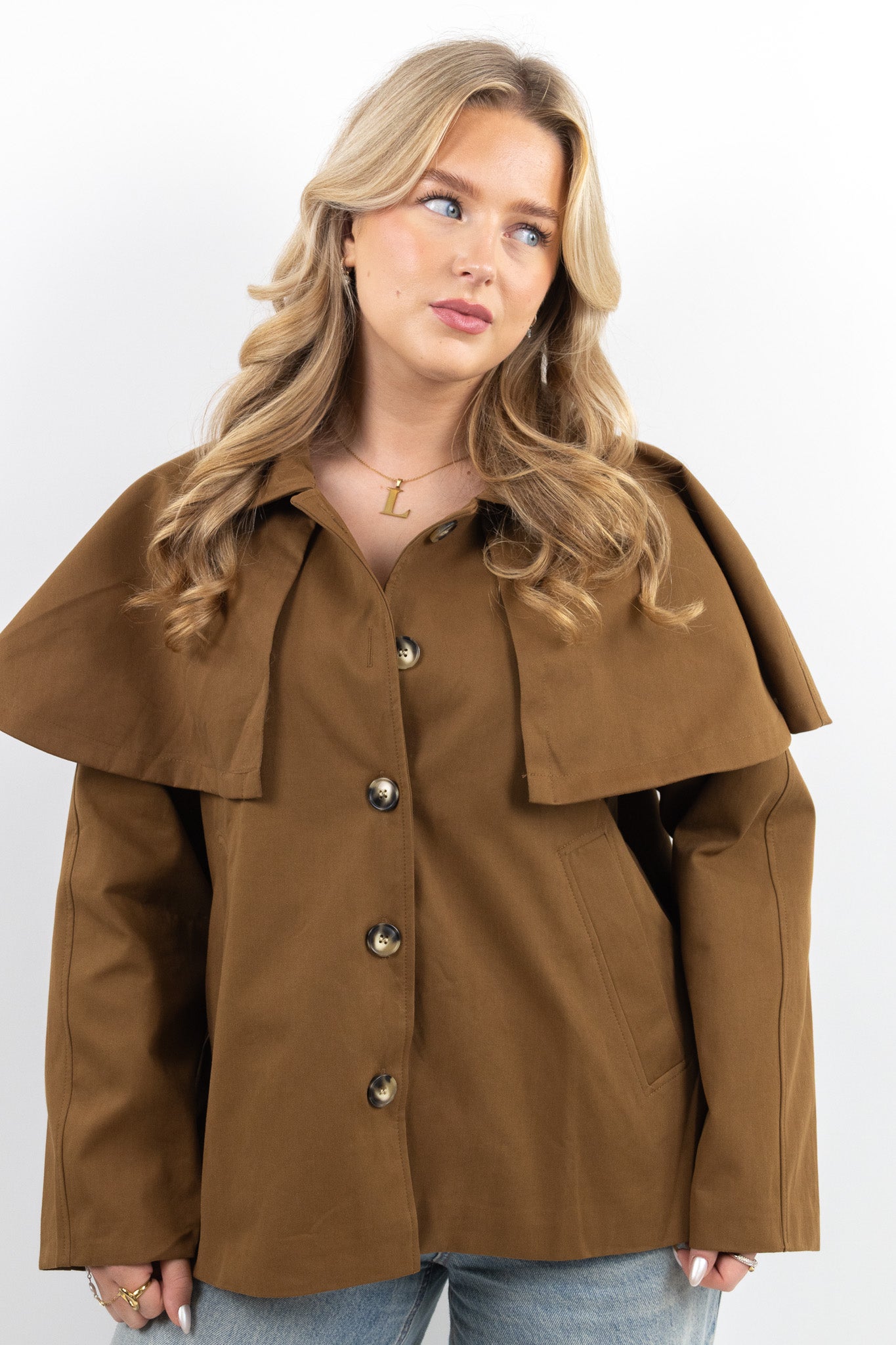 Elegant Cape Trench