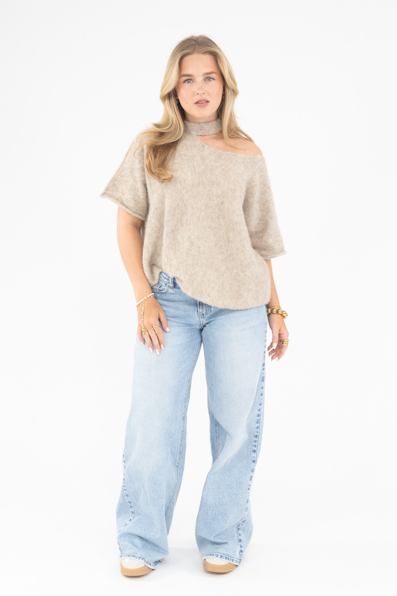 Cut Out Shoulder Knit