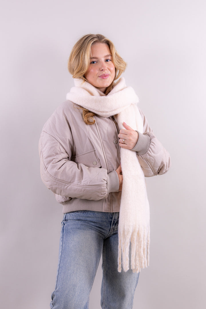 Leah soft scarf