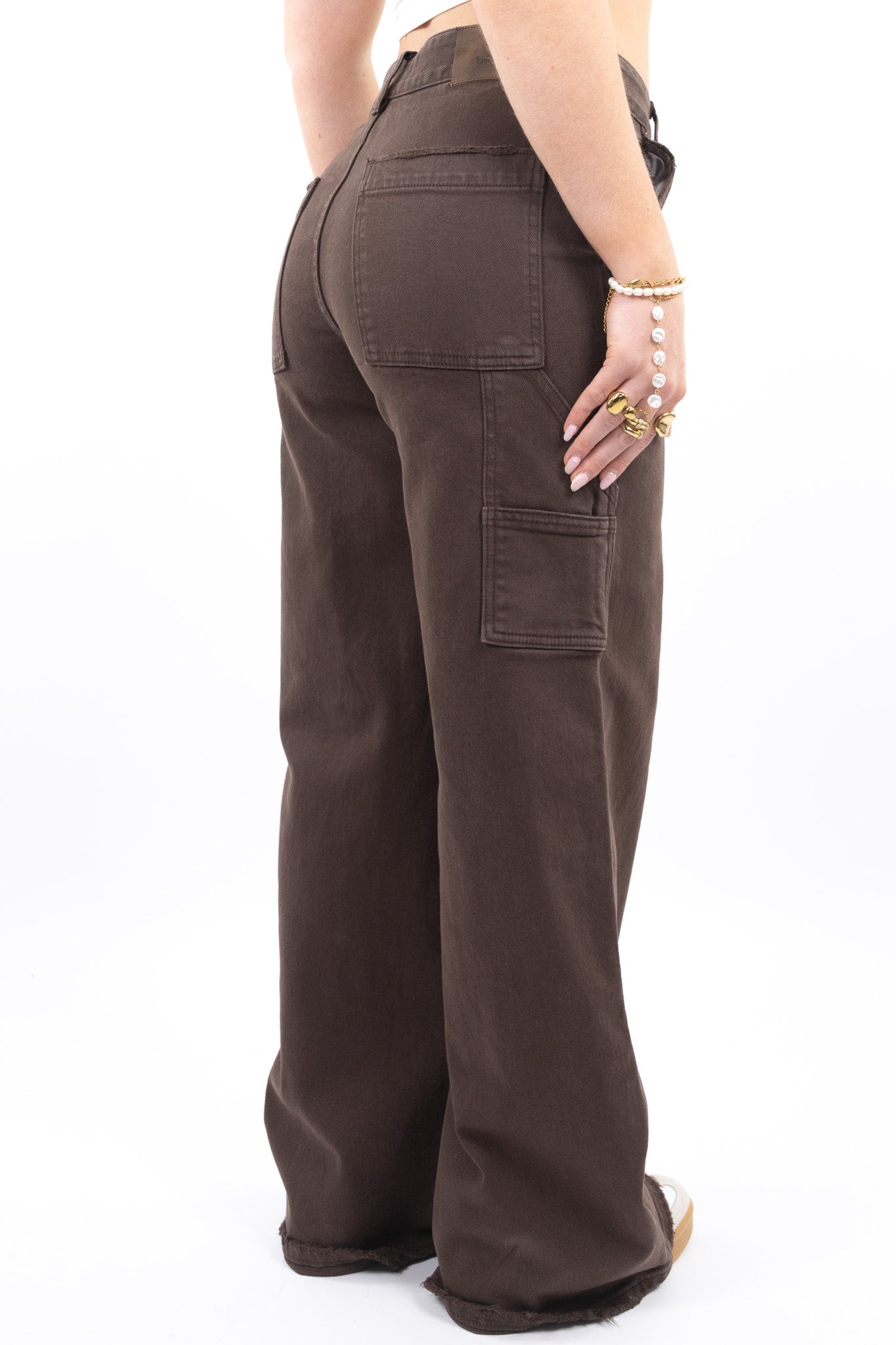 Cargo Pocket Wide Leg Jeans