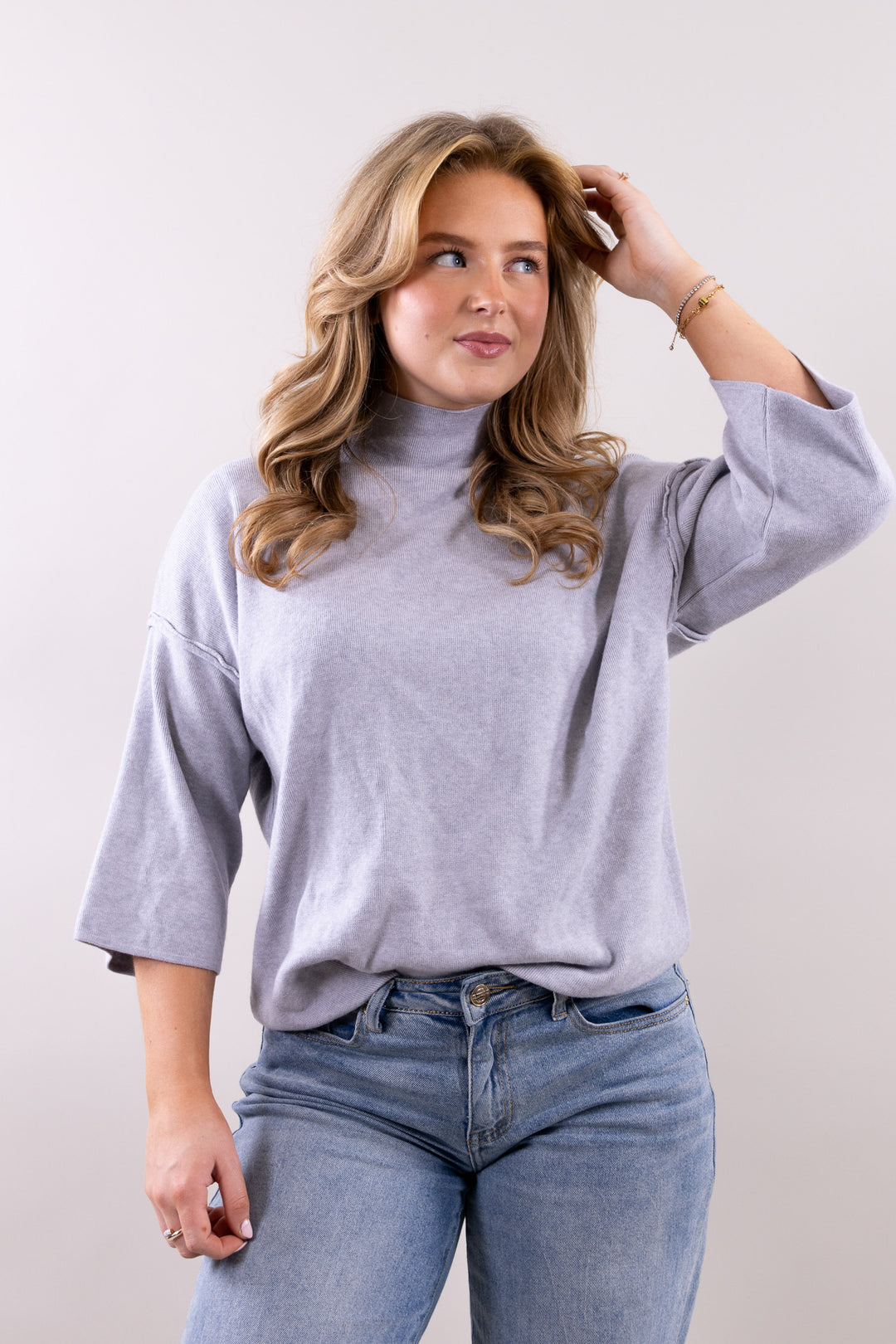 Lyra basic top