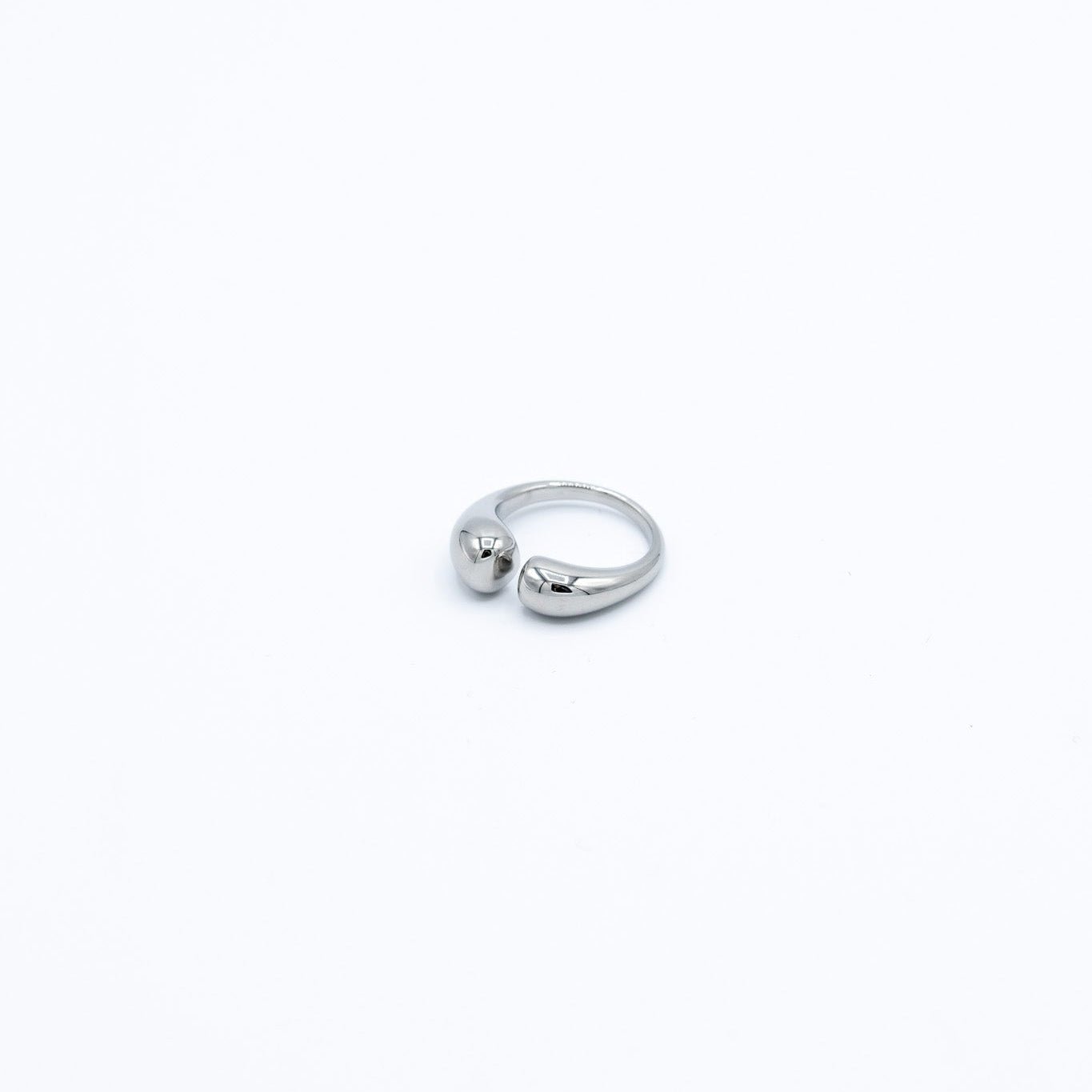 Maeve Ring