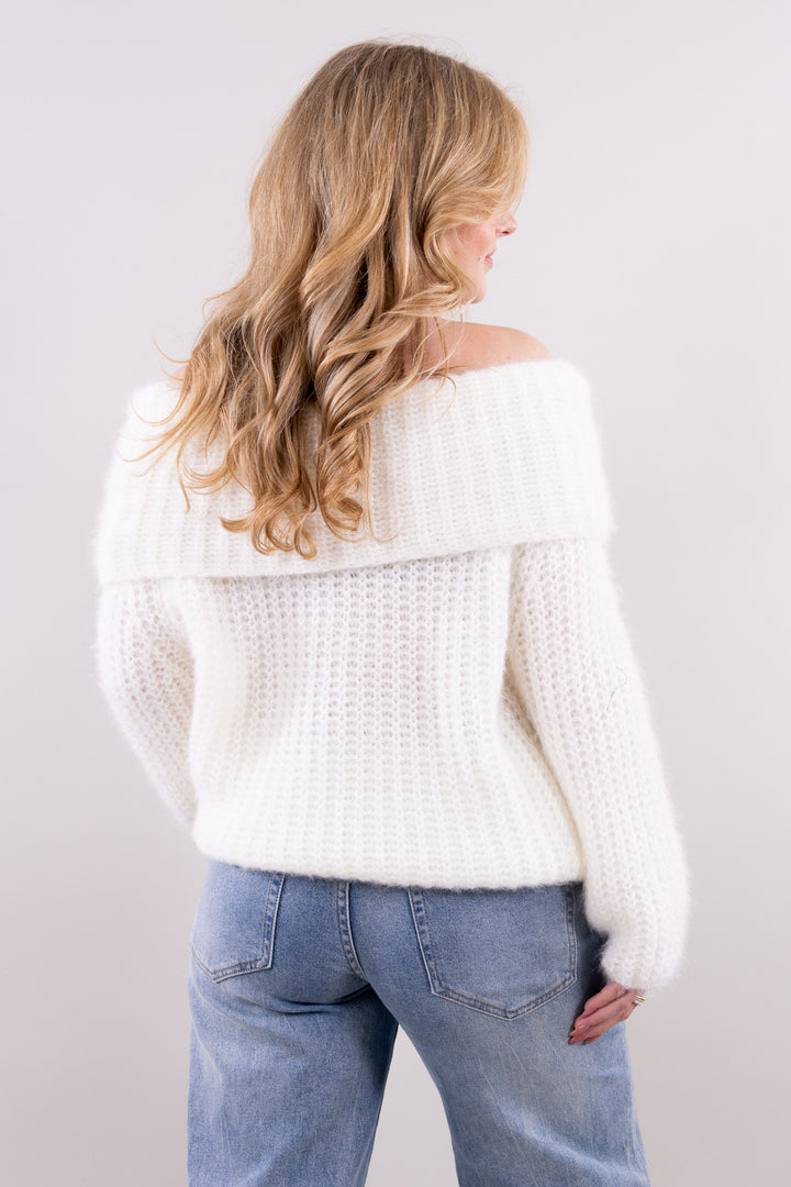 Luna off shoulder knit