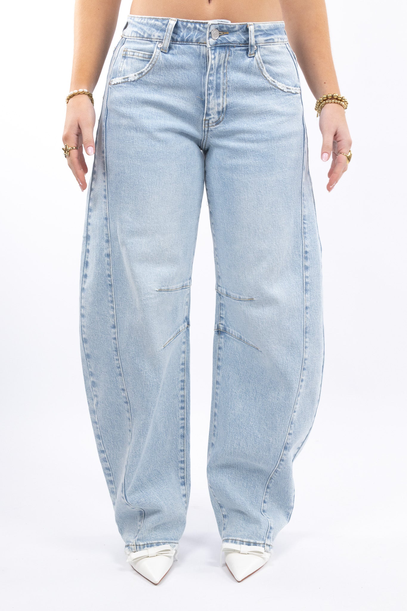 Balloon Fit Jeans